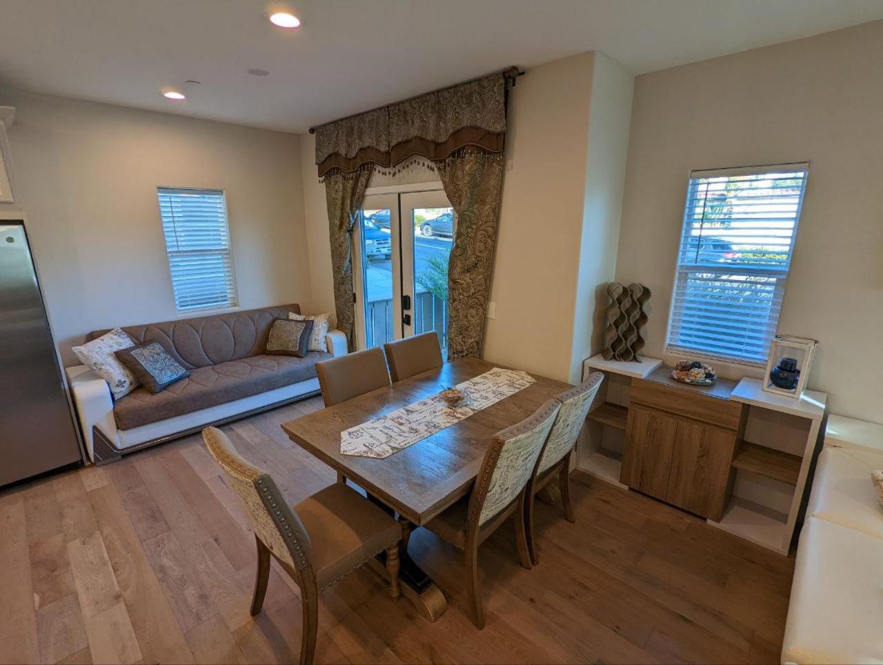 Modern Comfort, Prime Location, 360 Views, 4 Bedroom Entire House San Diego Buitenkant foto