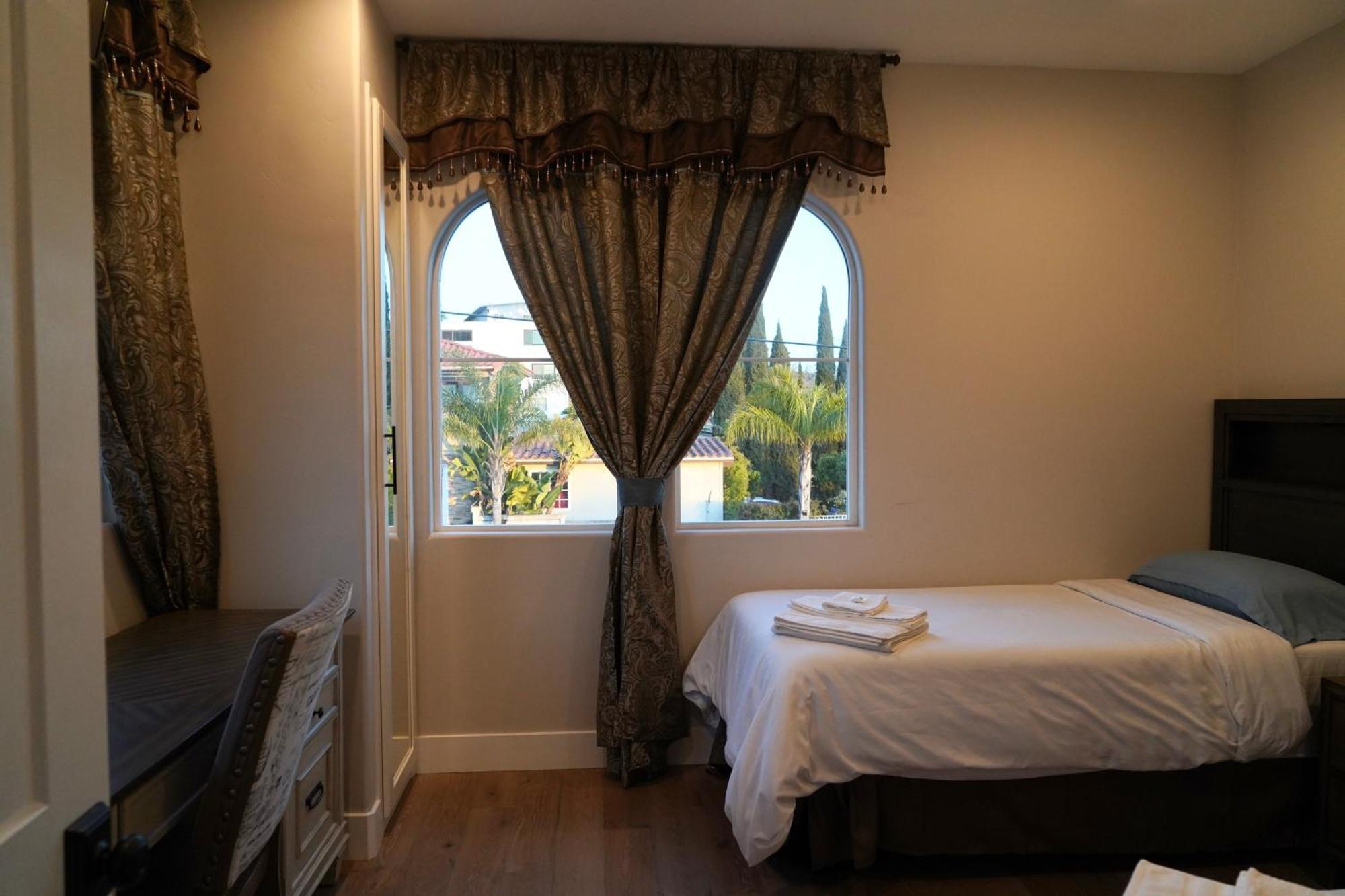 Modern Comfort, Prime Location, 360 Views, 4 Bedroom Entire House San Diego Buitenkant foto